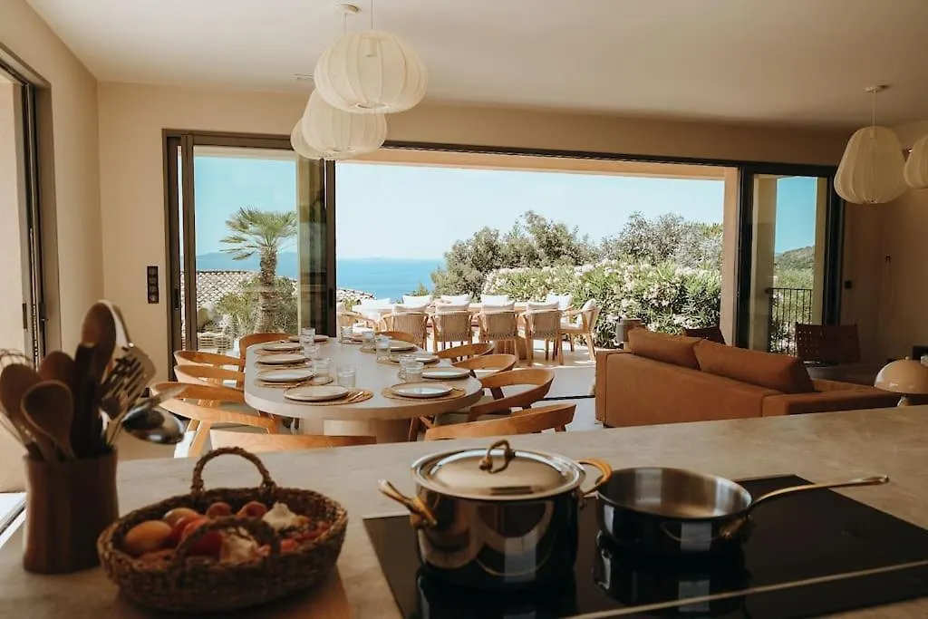Elegance Et Luxe Au Rayol Canadel 0*, Rayol-Canadel-sur-Mer France